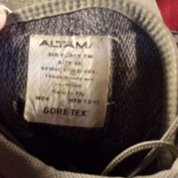 2015 ALTAMA SAGE GREEN GORE-TEX SPM101-10-D-104 SIZE 9R BOOTS SI 1056